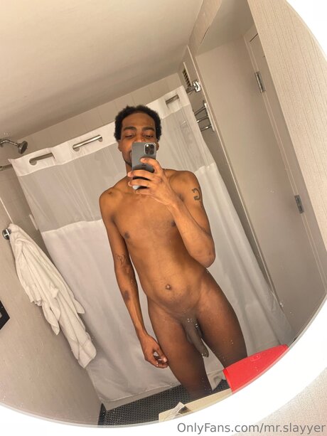 Photo nue de fuite OnlyFans de Mr Slayyer