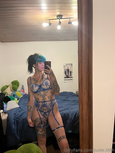 Photo nue de fuite OnlyFans de Juste Lilith