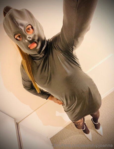 Photo nue de fuite OnlyFans de Worshipjoanna