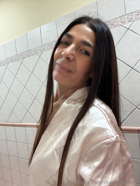 Photo nue de fuite OnlyFans de Mammacinzia