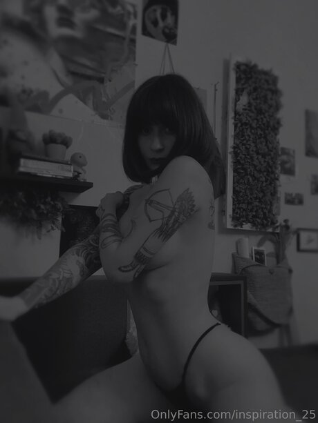 Photo nue de fuite OnlyFans de Inspiration 25