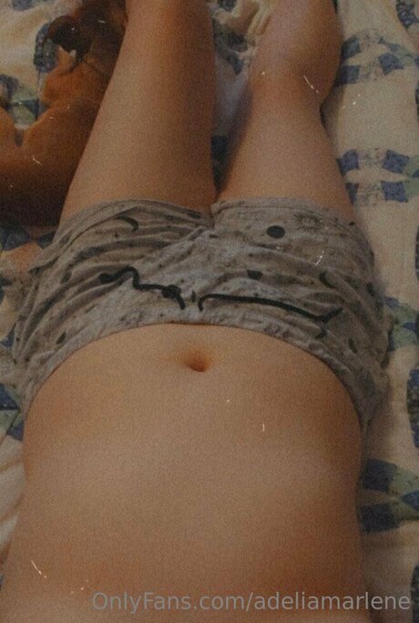 Photo nue de fuite OnlyFans de Adeliamarlene