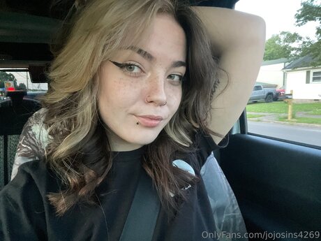 Photo nue de fuite OnlyFans de Lildeadjojo