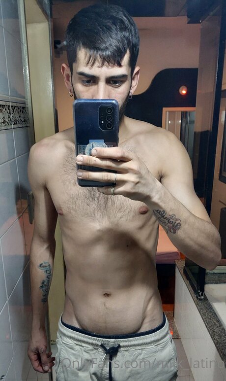 Photo nue de fuite OnlyFans de Milk Latino