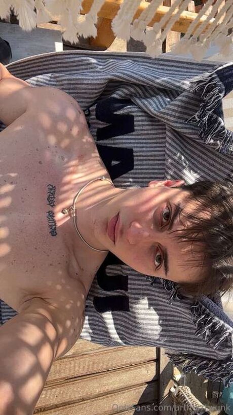Photo nue de fuite OnlyFans de Arthurrtwunk