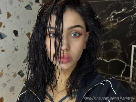 Photo nue de fuite OnlyFans de Alice Badway