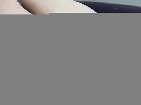 Photo nue de fuite OnlyFans de Sad Lil Succubus