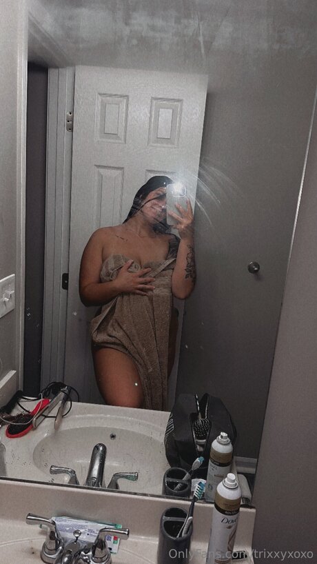 Trixxyxoxo