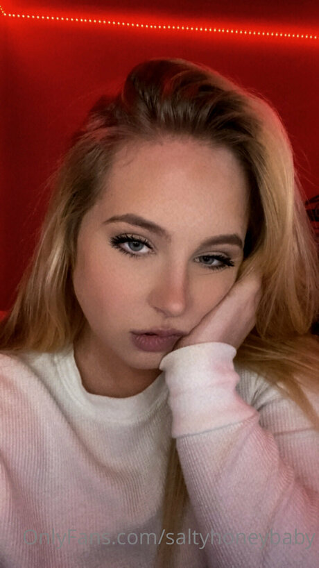 Saltyhoneybaby