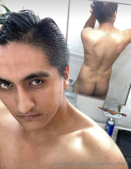 Photo nue de fuite OnlyFans de Mrpeanutbutter1