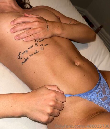 Photo nue de fuite OnlyFans de U486015706
