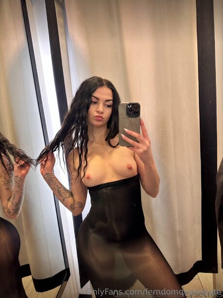 Photo nue de fuite OnlyFans de Femdomqueenkate