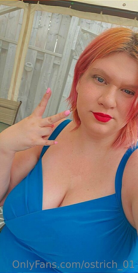 Photo nue de fuite OnlyFans de Ostrich 01