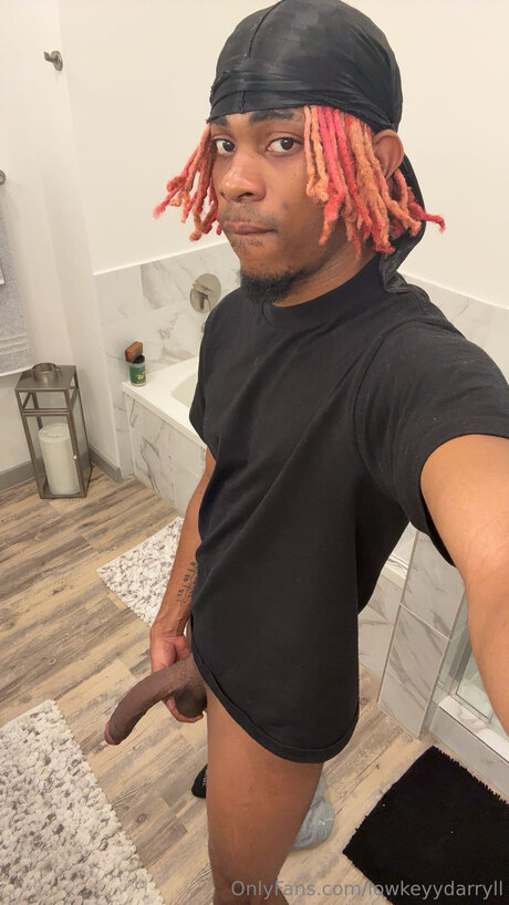 Photo nue de fuite OnlyFans de Lowkeyydarryll