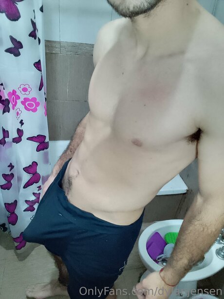 Photo nue de fuite OnlyFans de Dylanjensen