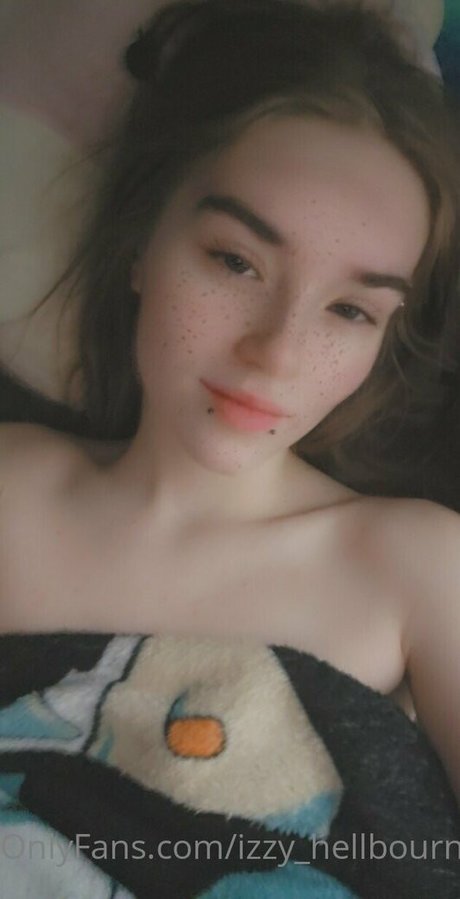 Photo nue de fuite OnlyFans de Izzyhellbourne