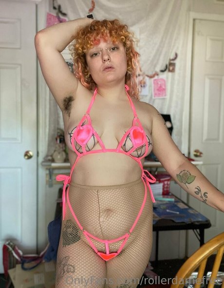 Photo nue de fuite OnlyFans de Rollerdamefree