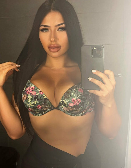 Photo nue de fuite OnlyFans de Jordananajjar