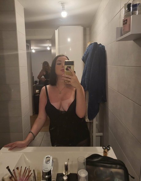 Photo nue de fuite OnlyFans de Trigadoll
