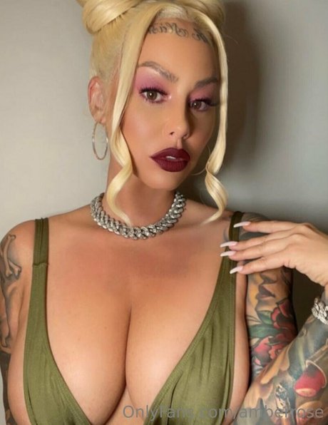 Photo nue de fuite OnlyFans de Amber Rose
