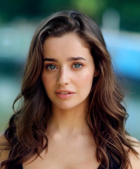 Photo nue de fuite OnlyFans de Holly Earl