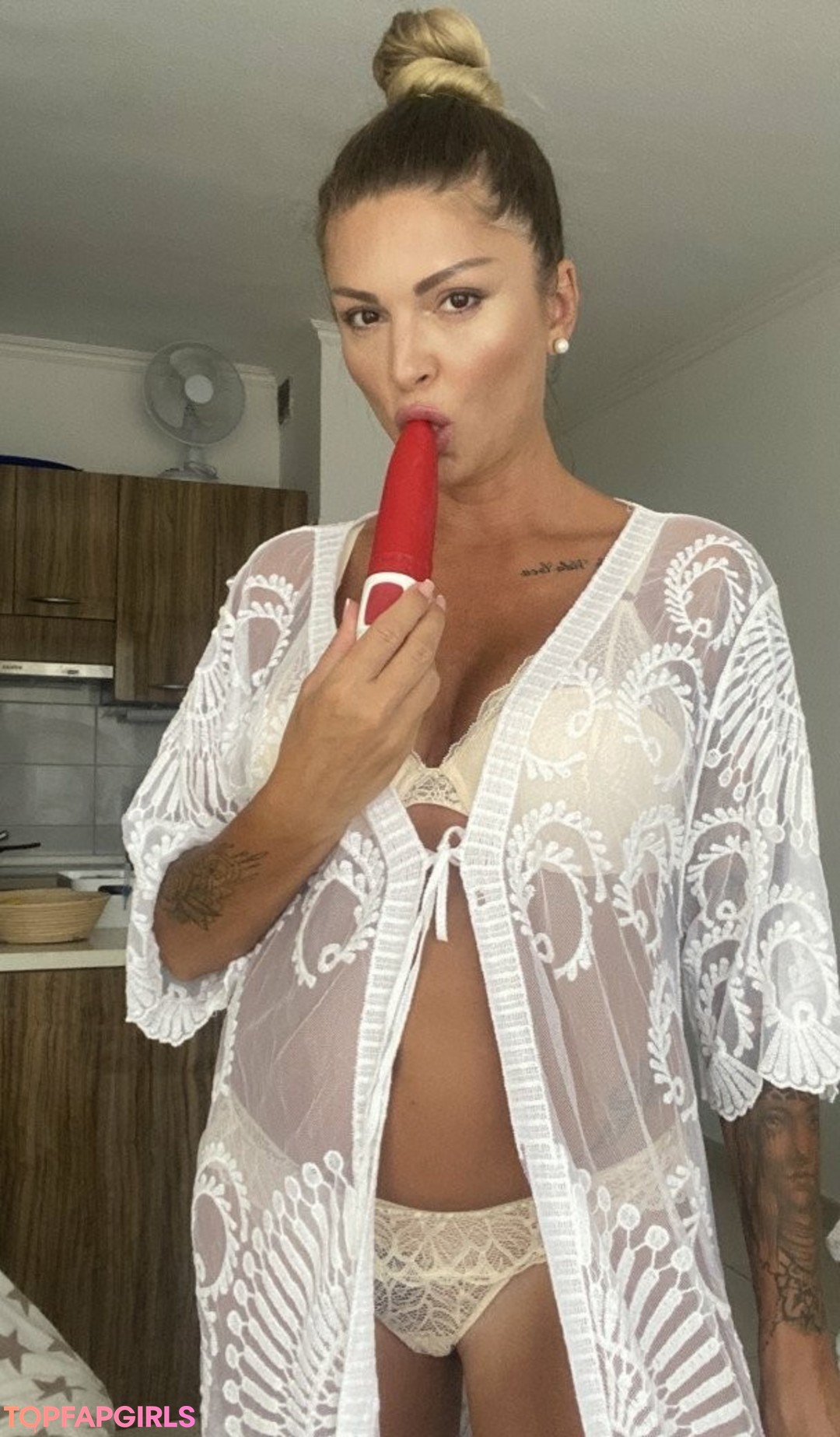 Photo nue de fuite OnlyFans de Sarah Step Mommy #48 Photo nue de fuite OnlyFans de Sarah Step Mommy #48