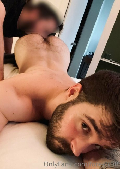 Photo nue de fuite OnlyFans de Forestcliff