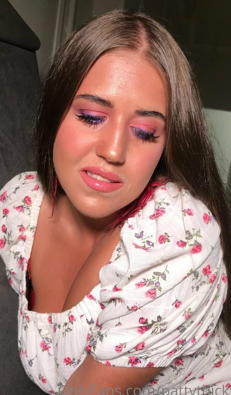 Photo nue de fuite OnlyFans de Puffmommyxxx