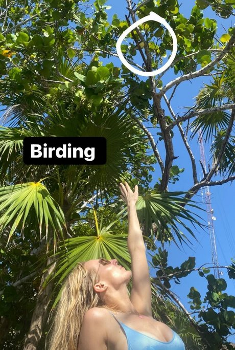 Photo nue de fuite OnlyFans de Nikki Glaser