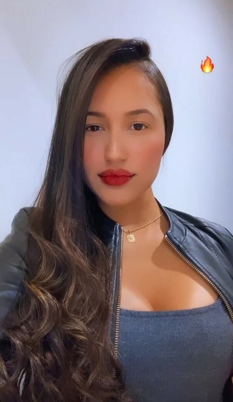 Photo nue de fuite OnlyFans de Flavia Carolayne