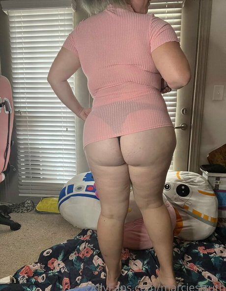 Photo nue de fuite OnlyFans de Marciestruth