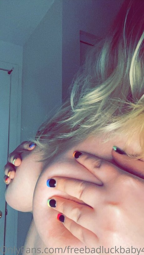 Photo nue de fuite OnlyFans de Freebadluckbaby420