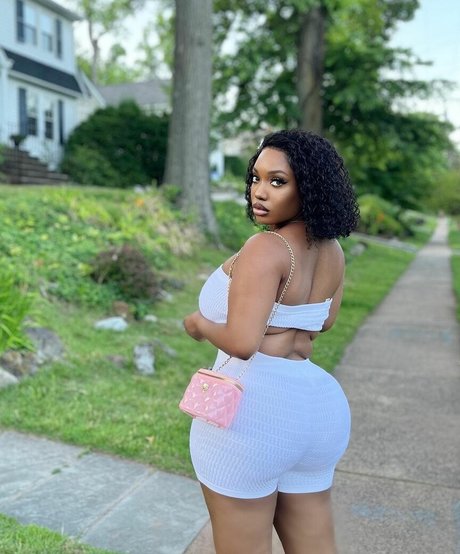 Photo nue de fuite OnlyFans de Chawanda Love