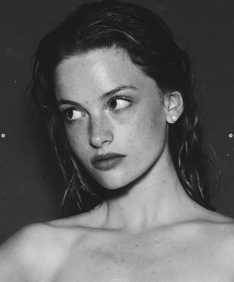 Photo nue de fuite OnlyFans de Camille Yolaine