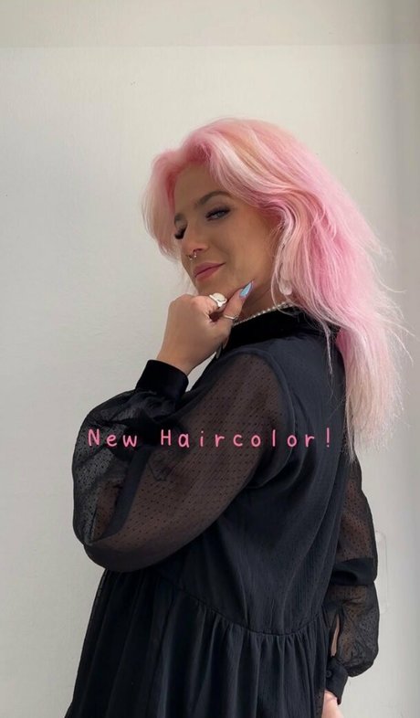 Pinkarosalina