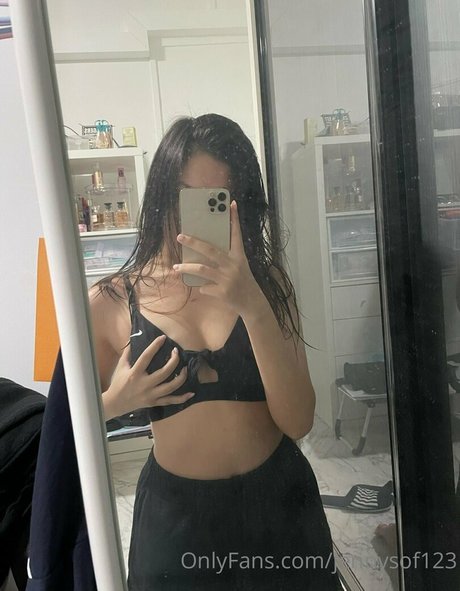 Photo nue de fuite OnlyFans de Jennysof123