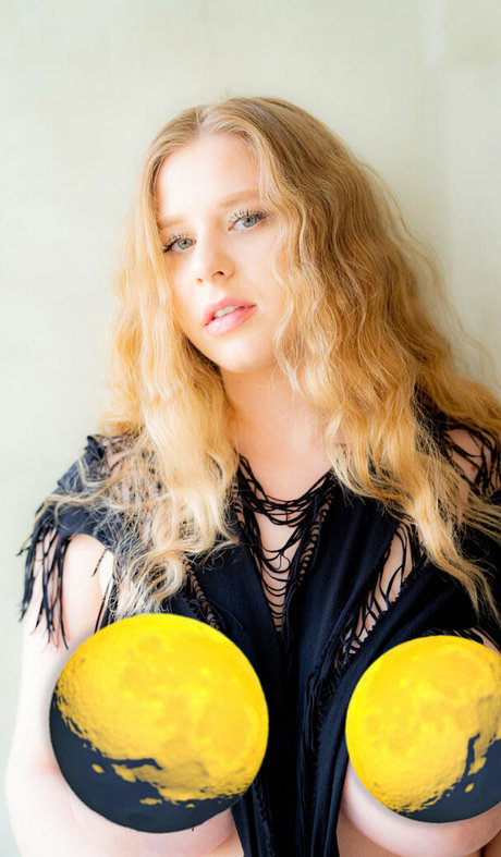 Nena May