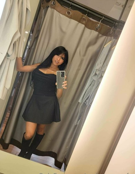Photo nue de fuite OnlyFans de Embersnowsfw