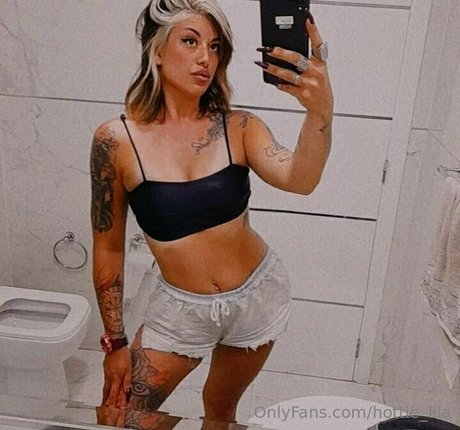 Photo nue de fuite OnlyFans de Hottielila