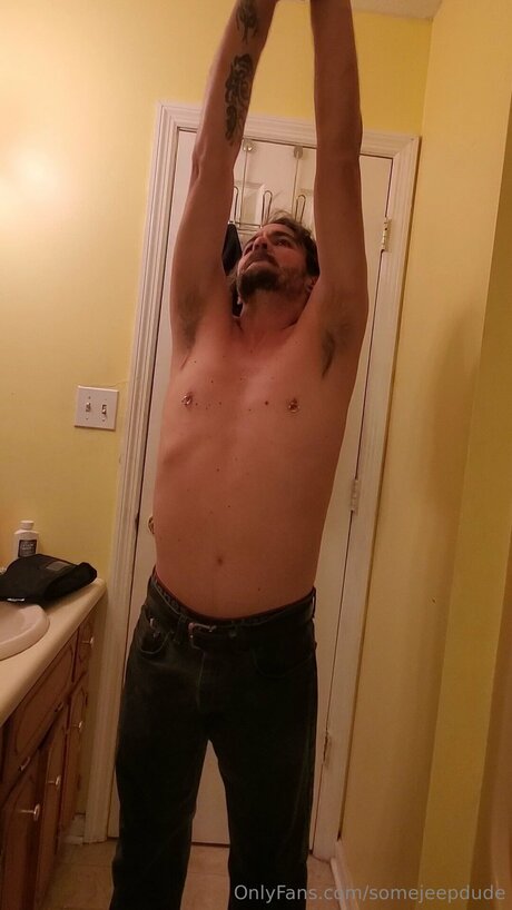 Photo nue de fuite OnlyFans de Somejeepdude