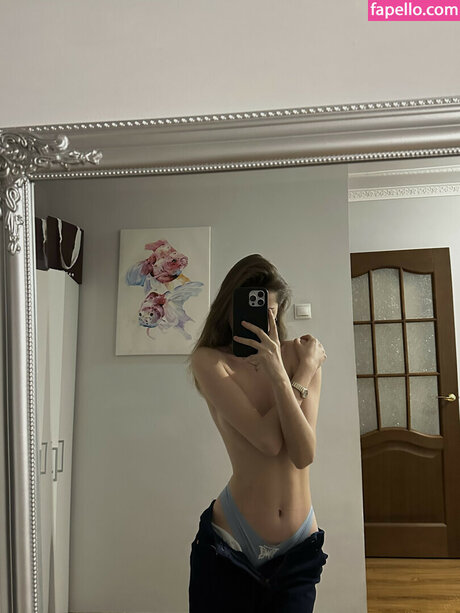 Photo nue de fuite OnlyFans de Nesegodnyai