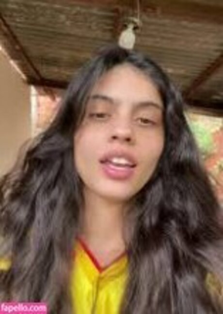 Menina Veneno