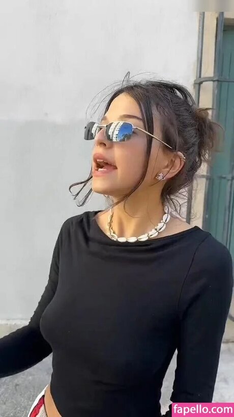 Nina Chuba