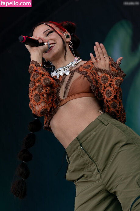 Nina Chuba