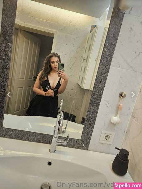 Photo nue de fuite OnlyFans de Vdarquise