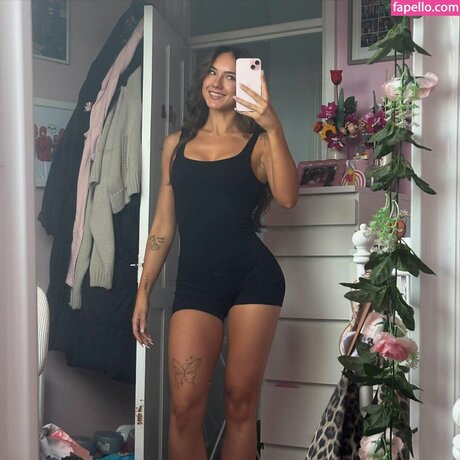 Photo nue de fuite OnlyFans de Mkdobo