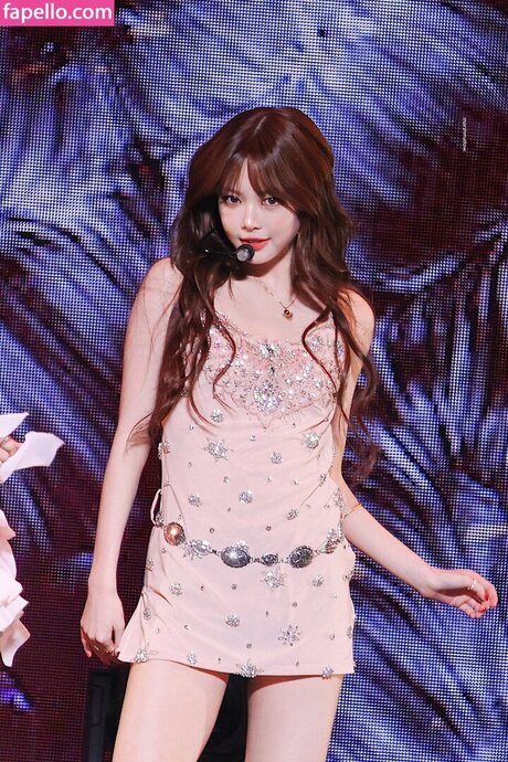 Hong Eunchae 홍은채