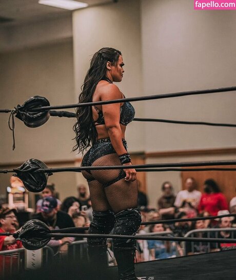 Nikki Blackheart