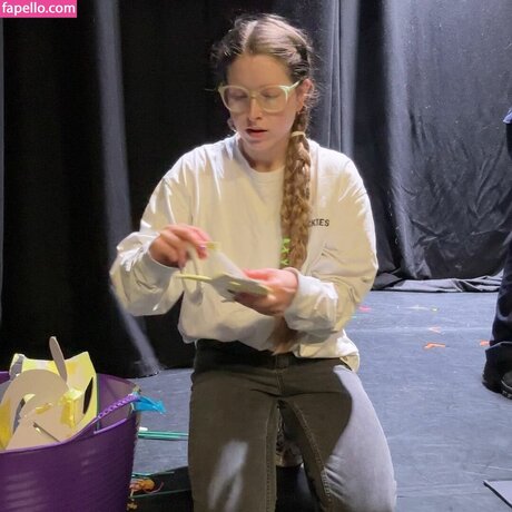 Jessie Cave