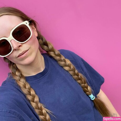 Jessie Cave
